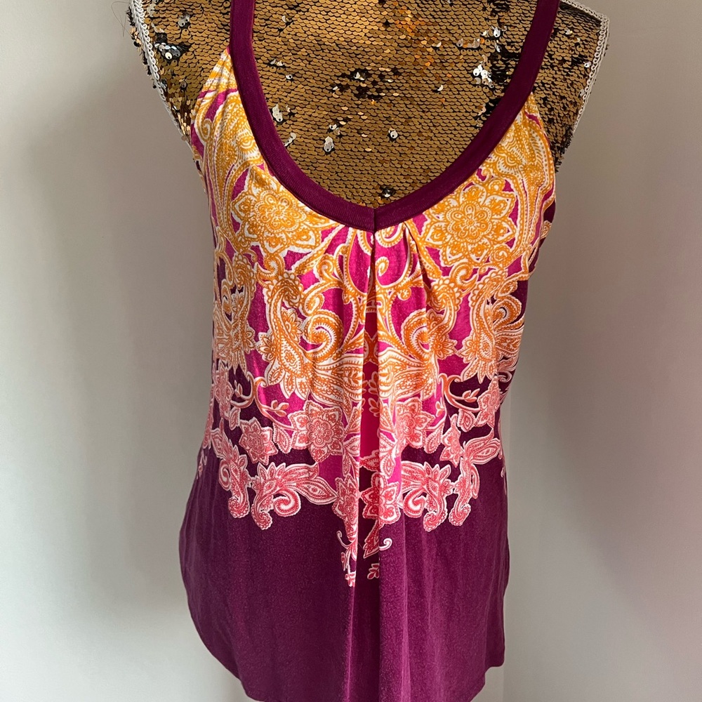 Athleta swing tank with shelf bra